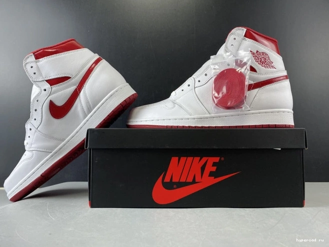 Jordan (2017) Retro Red Metallic 1 Air 555088-103 0704